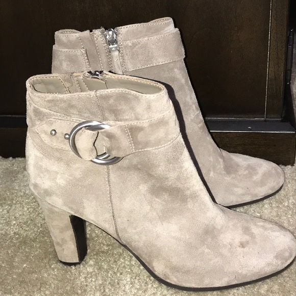 heeled booties - Picture 3 of 6